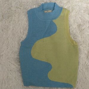 La Hearts by Pacsun Wave Pattern Sweater Vest